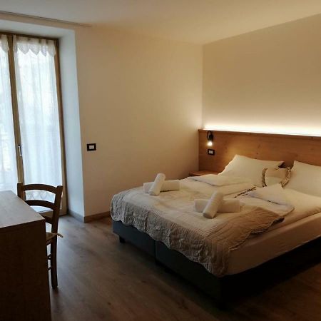 Le 4 Stagioni Hotel Cavedago Kültér fotó