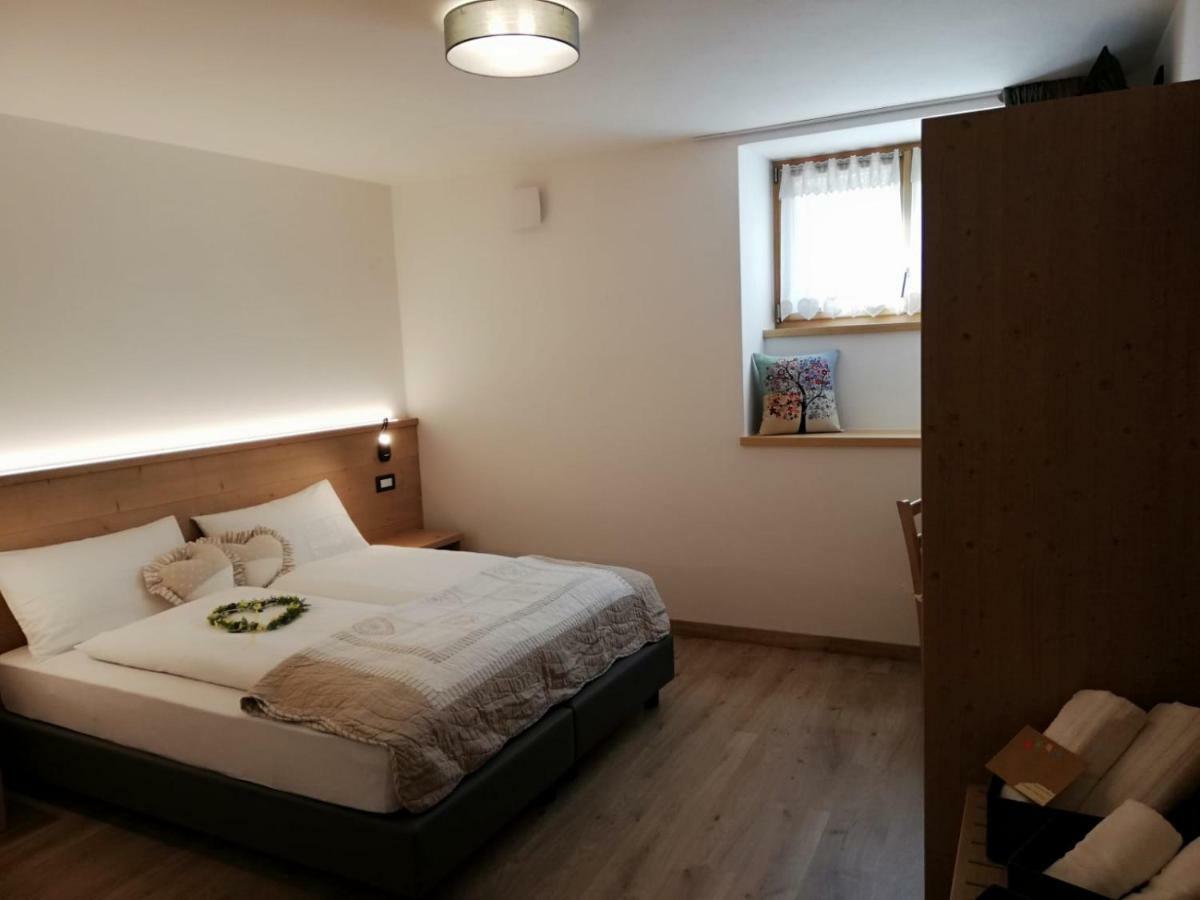 Le 4 Stagioni Hotel Cavedago Kültér fotó