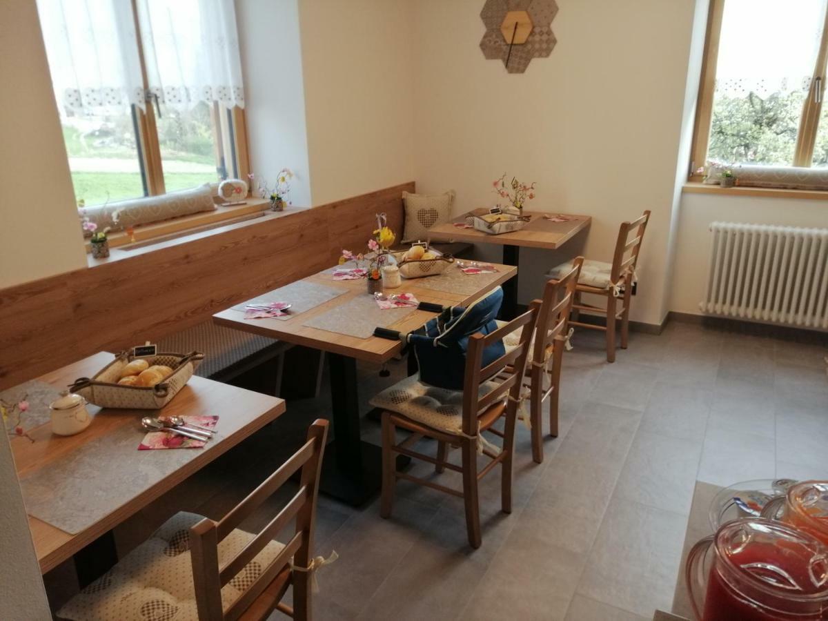 Le 4 Stagioni Hotel Cavedago Kültér fotó
